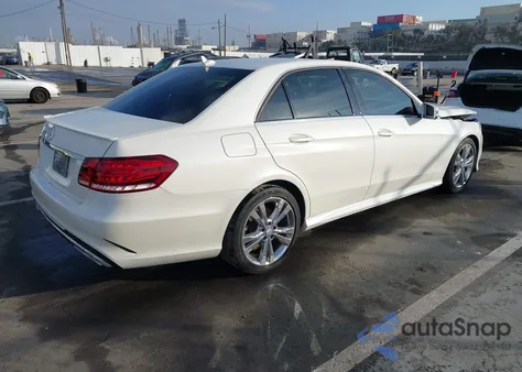 2014 Mercedes-Benz E 350 z USA, uszkodzony, nr VIN WDDHF5KB0EB043249